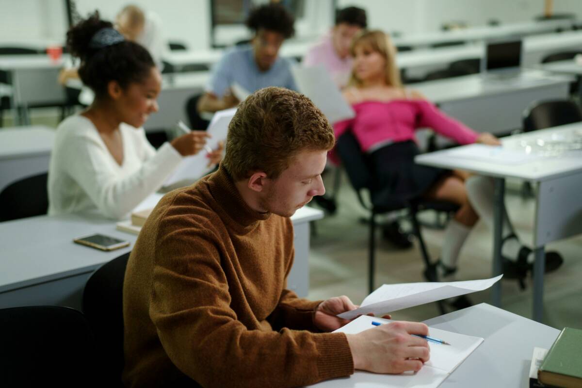 Monter en compétences avec une formation pour adultes